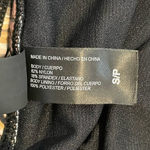 Hurley Palm Leaf Print One Piece Swimsuit - size Small - Picture 6 of 6